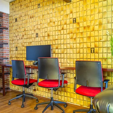 House With The Clocks Appartement Maastricht